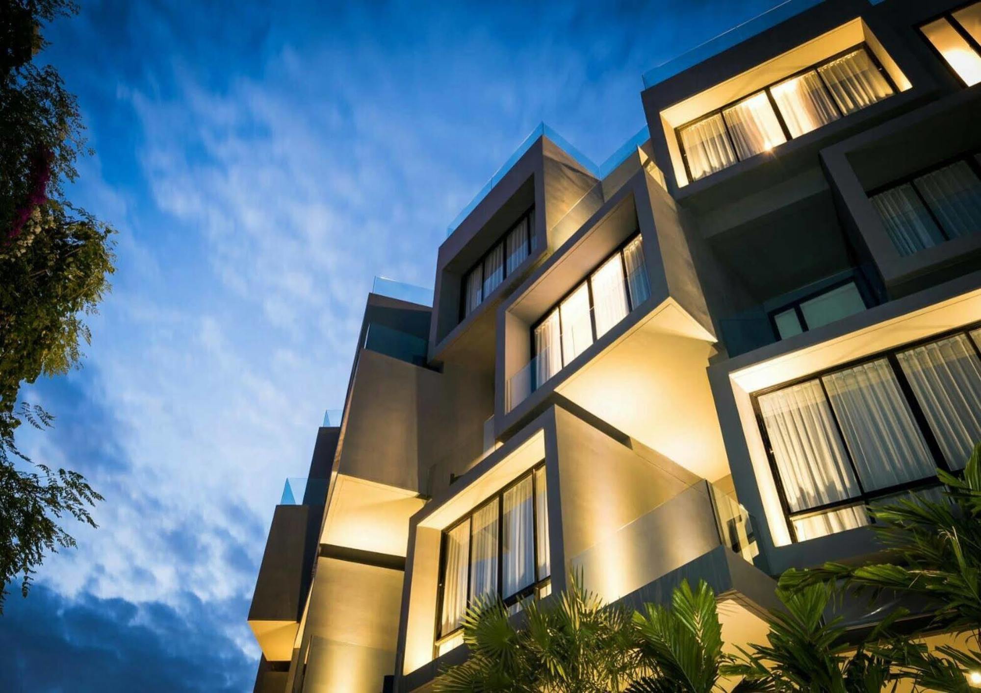 Kalm Bangsaen Hotel Bagian luar foto