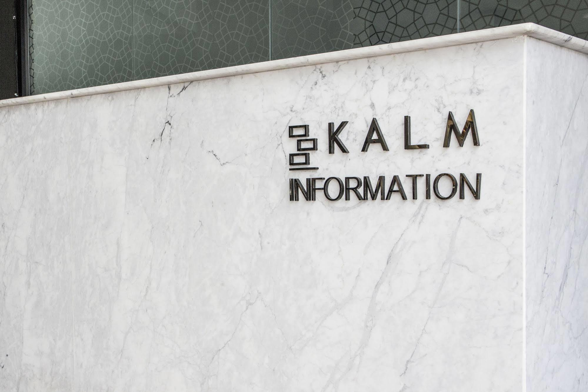 Kalm Bangsaen Hotel Bagian luar foto