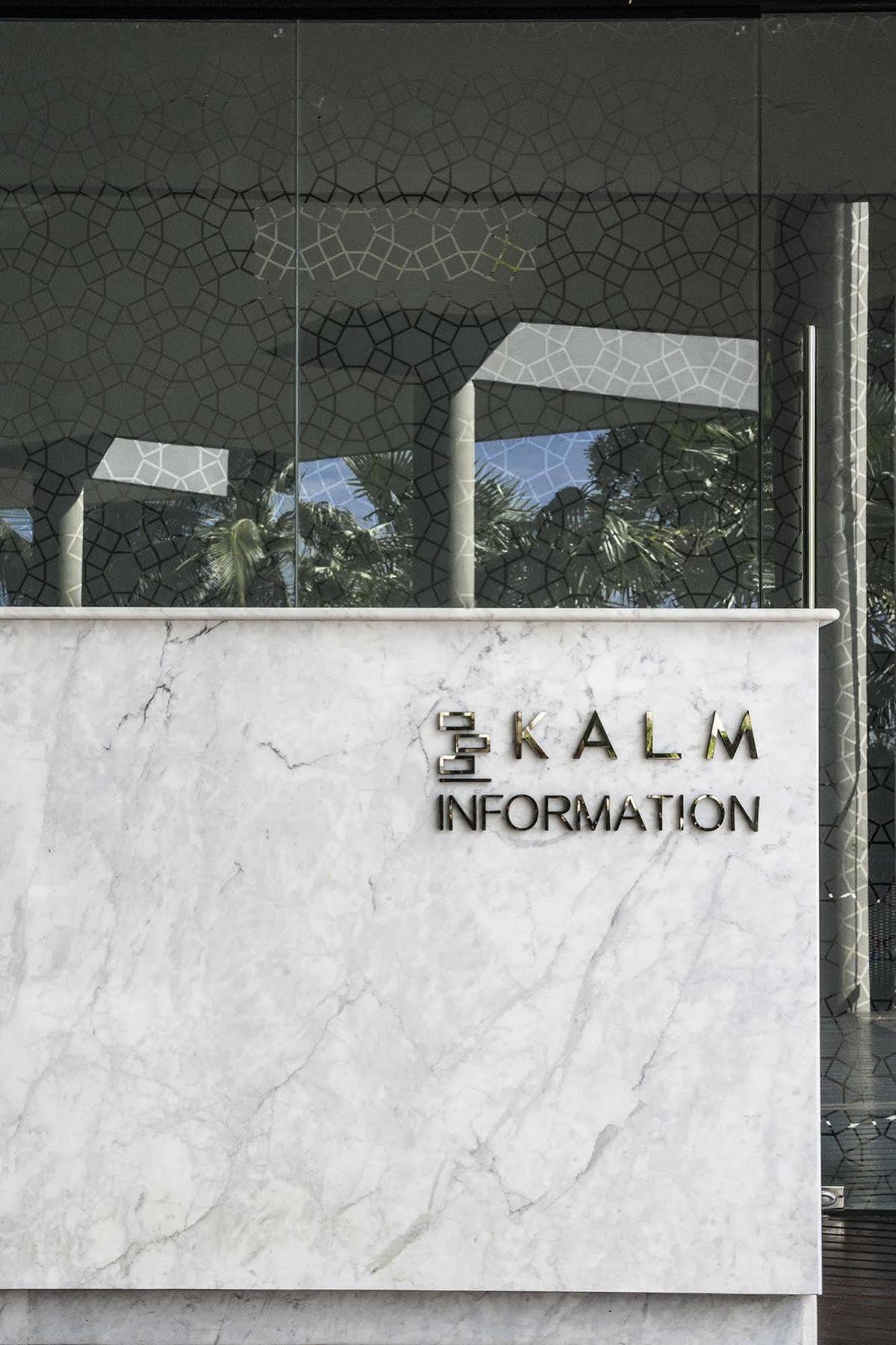 Kalm Bangsaen Hotel Bagian luar foto
